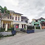 OYO 90815 Guest House Putri Sariwangi Syariah